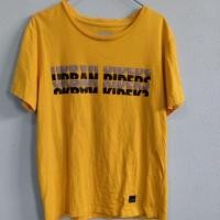 ราคา เสื้อยืด lee มือสอง. (27566838683)
