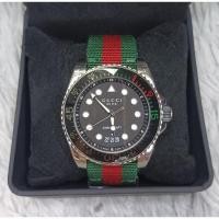 ราคา SALE GUCCI DIVE 45 MM แท้ % มือ 2 ไม่มีอุปกรณ์ มาเเตัตัวครับ ตำหนิลอยตรง ขอบBezel จิดๆสวยๆ (26580619048)