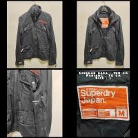ราคา เสื้อแจ็คเก็ตเสื้อคลุมสีดําแบรนด์ Superdry มือสองของแท้ (46253933811)