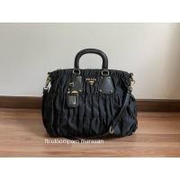 ราคา Prada Black Tessuto Gaufre Satchel ไนลอน มือ2 แท้ (15238128093)