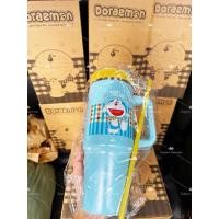 ราคา พร้อมส่งกระบอกน้ำสแตนเลสโดราเอมอน ขนาด 30 ออนซ์ All Cafe โดราเอมอน เที่ยวไทยกับผองเพื่อน เก็บความเย็นได้ แก้วall cafe (26362485422)
