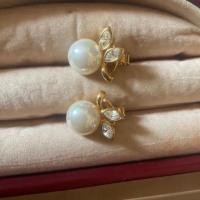 ราคา Nina Ricci แท้%ต่างหูแบบหนีบสภาพสวยมากพร้อมใช้น้องน่ารักมาก (17595132979)