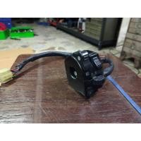 ราคา ชุดสวิทช์แฮนด์ฝั่งซ้าย Yamaha SR400 ตัวหัวฉีด สินค้ามือสองของแท้ (24489272486)