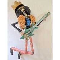 ราคา ฟิกเกอร์ โมเดล one piece วันพีช บลู๊ค(ตามภาพ) สูงประมาณ19 ซม. สภาพมือสองไม่มีกล่อง กีต้าหลุดอุปกรณ์ไม่ครบนะครับ มีตามภาพ (41620410974)