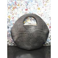 ราคา กระเป๋าหนังแท้ปั้มลายจระเข้ยี่ห้อ Charles Jourdan Paris แท้ (20040452534)