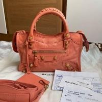 ราคา Like new Balenciaga mini city ปี14 สีชมพู อะไหล่ทอง สภาพยังสวยมากค่ะ ทรงดี ภายในสะอาด มุมไม่ถลอก เก่าเก็บเลย (7301548694)
