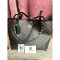 ราคา coach small city tote มือสอง ของแท้ (27371653264)