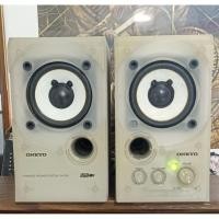 ราคา ลำโพงตั้งโต๊ะมีแอมป์ในตัว ONKYO มือสอง . (41452305320)