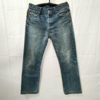 ราคา กางเกงยีนส์ลีวาย501ป้ายหนังวัวด้ายแดงของแท้มือสอง00419 (29903151233)