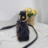 ราคา Used Balenciaga hip (14649331012)