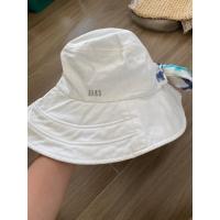 ราคา หมวก ผ้าเช็ดหน้า DAKS LONDON มือ2 ของแท้ (40872110723)