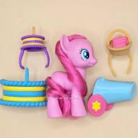 ราคา [มือสอง] My Little Pony : Pinkie Pie และ กระเป๋าปาร์ตี้ Set (25834335116)
