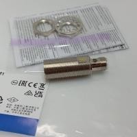 ราคา E2E-X5F1-M1 OMRON E2E-X5F1-M1 Proximity Inductive Proximity Sensor Omron เป็นพร็อกซิมิตี้เซ็นเซอร์ omron (25261734293)