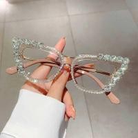 ราคา ▥ แว่นตาผู้หญิงทรงตาแมวประดับพลอยเทียมสไตล์วินเทจสีฟ้าอ่อนปิดกั้นแว่นตาสีลูกกวาดแบบดั้งเ (43608534047)