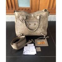 ราคา พร้อมโอนลดให้อีก!!! Used Balenciaga velo ของแท้ ใบใหญ่จุใจ (8187542280)