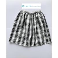 ราคา กระโปรงลายสก๊อต earth music&ecology มือสอง ญี่ปุ่น (7256780985)