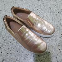 ราคา Fitflop slip-on size39 แท้ (21581352420)