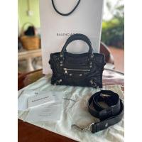 ราคา balenciaga mini cityแท้มือสองปี18หมุดเงิน*sold* (14497875471)