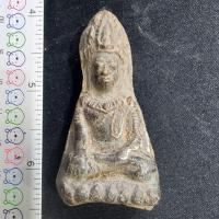 ราคา พระสิกขีเนื้อดินดำ กรุดอยไซ (26438466257)