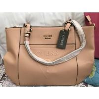 ราคา Guess ทรง shopping แท้ ของแม่ค้าเองค่ะ (20462256970)