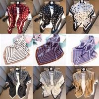ราคา ผ้าพันคอผ้าซาติน คลุมไหล่ พันคอ ผ้าไหมซาติน ขนาด 90*90ซม สินค้าพร้อมส่งที่ไทย ราคาสุดคุ้ม (11936700931)