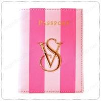 ราคา Victoria's Secret Pink Stipe Passport Cover Case (272788959)