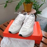 ราคา ส่งต่อแท้ % nike Flyknit Racer (2293225686)