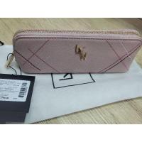 ราคา LYN กระเป๋าใส่เครื่องสำอางค์ ใส่อุปกรณ์เครื่องเขียน ของแท้ มือ1 (22674688492)