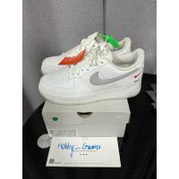 ราคา (มือ1 ติดโซลกันเท้าเปื้อน พร้อมส่งด่วน ของแท้) รองเท้า 10US Nike Air Force 1 07 SE Mini Swoosh สีขาว FD0666-100 (40867299528)
