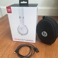 ราคา หูฟัง Beats solo 3 wireless (มือสอง) สี Silver satin สภาพ 99.99% (2776693355)