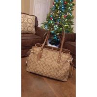 ราคา กระเป๋าสะพาย Coach DRAWSTRING CARRYALL IN SIGNATURE (COACH F57842) LIGHT GOLD/KHAKIของแท้จากUSA (856643036)