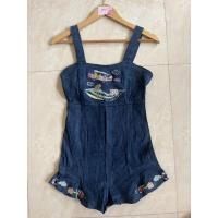 ราคา ส่งต่อจั้มสั้นทรงเอี๊ยมยีนส์งานปัก ไซส์ S งานป้าย Peony (21564762516)