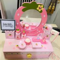 ราคา โต๊ะเครื่องแป้งไม้สีชมพู Mother garden มือสอง ((ส่งฟรี)) (2756770862)