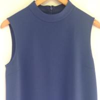 ราคา เสื้อคอเต่า uniqlo แขนกุดซิปหลัง ผ้าใส่สบายมากค่ะ อก 38" L ยาว 27" ราคา 200.- (1854260003)