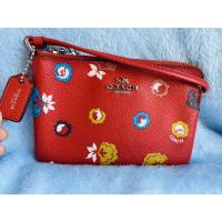 ราคา กระเป๋าคล้องมือ size s Coach (แท้)มือสอง (9071843068)