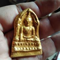 ราคา พระพุทธชินราชใบเสมา พิมพ์ใหญ่ หุ้มทองคำ กรุวัดพระศรีรัตนมหาธาตุ พิษณุโลก (57006647460)