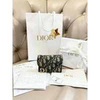 ราคา Dior Flap Card holder มือสอง ซื้อเอง ใช้เอง สภาพสวยกริบ (25020819554)