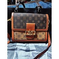 ราคา Louistrumci กระเป๋าหนังแท้สไตล์หลุยส์แบรนด์แท้% (28226483028)