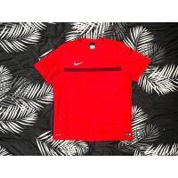 ราคา เสื้อกีฬามือสอง NIKE FOOTBALL สีแดง แท้ (16997945876)