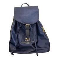 ราคา Valentino Garavani Backpack Navy Blue (มือสอง/USE) (41356398802)