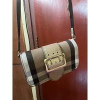 ราคา กระเป๋าBurberry รุ่นหายากในตํานาน เป็นของมือสองนะคะ (10577185287)