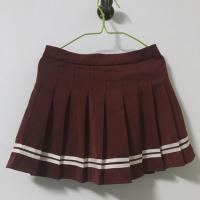 ราคา กระโปรงเทนนิสสีแดงเลือดหมู (894842862)