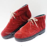 ราคา รองเท้าผ้าใบผู้ชาย สไตร์วินเทจ (8304244662)