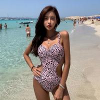 ราคา K Swimwear O2227 ชุดว่ายน้ำ วันพีช เว้าเอว 2 ข้าง ลายเสือ (13787715362)