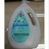 ราคา จอห์นสัน​ สบู่อาบน้ำ​ มิลค์+ไรซ์​ บาธ​ 1000​ มล.ของแท้100% (2914287958)