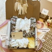 ราคา ใหม่! AEGIBYBEE - กระเช้าเดรสเดซี่ | Baby Hampers | ชุดของขวัญทารกแรกเกิด | กระเช้าเด็กพรีเมี่ยม | ทารกเพศหญิง | ของขวัญประจําวันเกิด (24988322655)