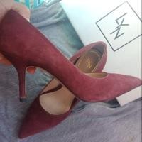 ราคา ขายต่อรองเท้าLyn สีแดงsize 35 ของแท้ (1995123184)