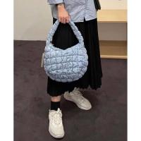 ราคา ส่งฟรี พร้อมส่ง COS QUILTED MINI BAG สี Light Blue ของแท้ 100% จาก Shop ฝรั่งเศส ส่งฟรี (22879472374)