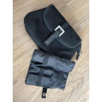 ราคา กระเป๋าใส่เครื่องสำอางค์สีดำ Nina Ricci (11446161413)