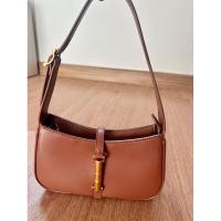 ราคา Charles & Keith Shoulder Bag - Brown (Size M) (28951597480)